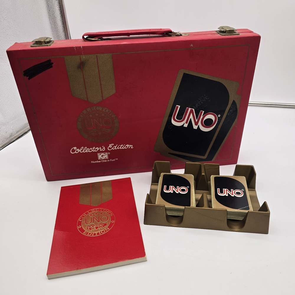 VTG 1982 UNO Collector's Edition Red Briefcase Case IGI Complete New Score Card